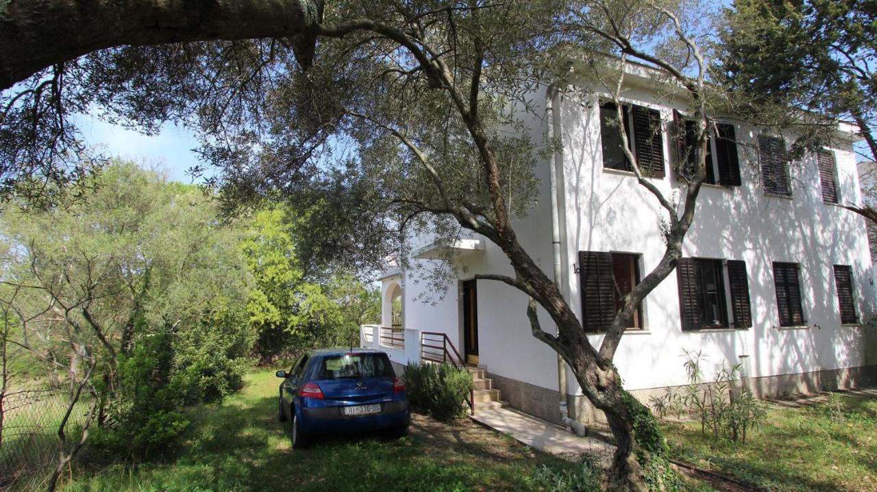 Apartment Gita Malinska Exterior photo