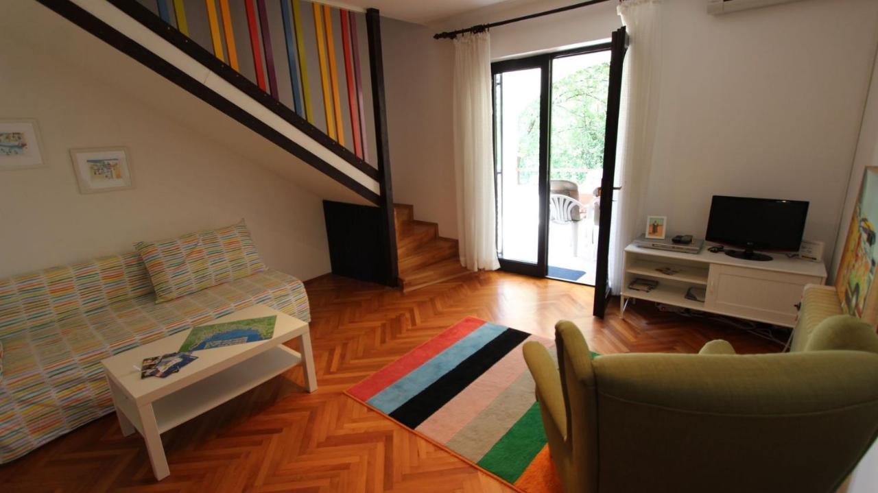 Apartment Gita Malinska Exterior photo